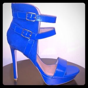 COPY - TIRZAM Platform Heeled Suede Zipper Back Sandal